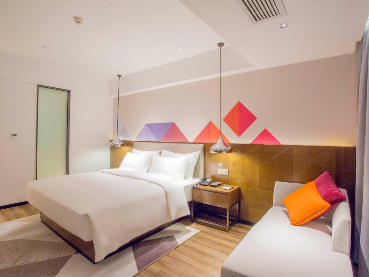 Borrman Hotel Nanning Railway Station Branch Esterno foto