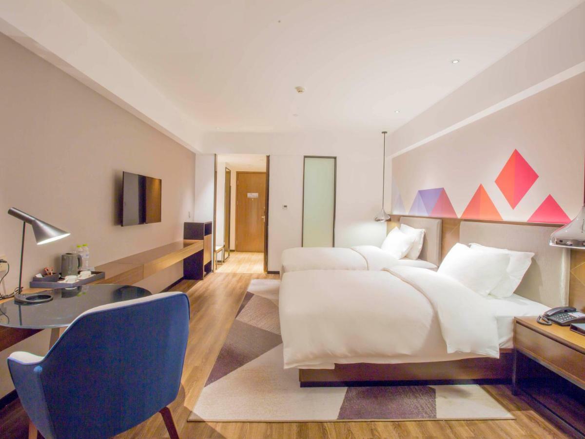 Borrman Hotel Nanning Railway Station Branch Esterno foto